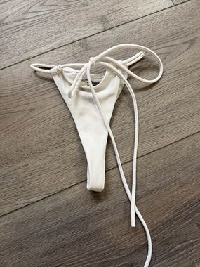 BOUTINE LA White String Bikini Bottom